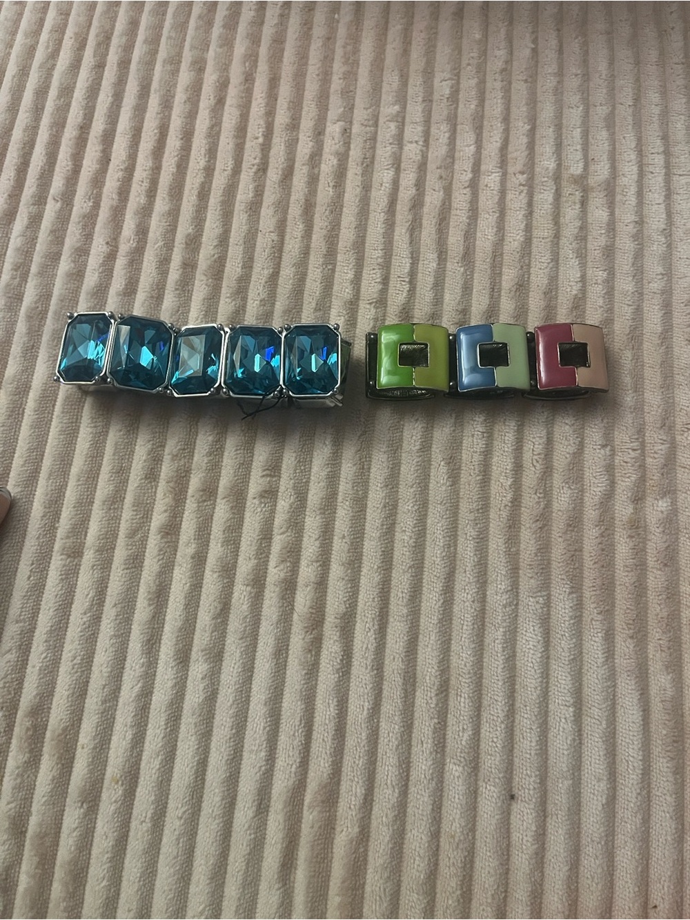 Y2K Rhinestone and Colorful Enamel Link Stretch Bracelet Set- Lot of 2 - Picture 4 of 4